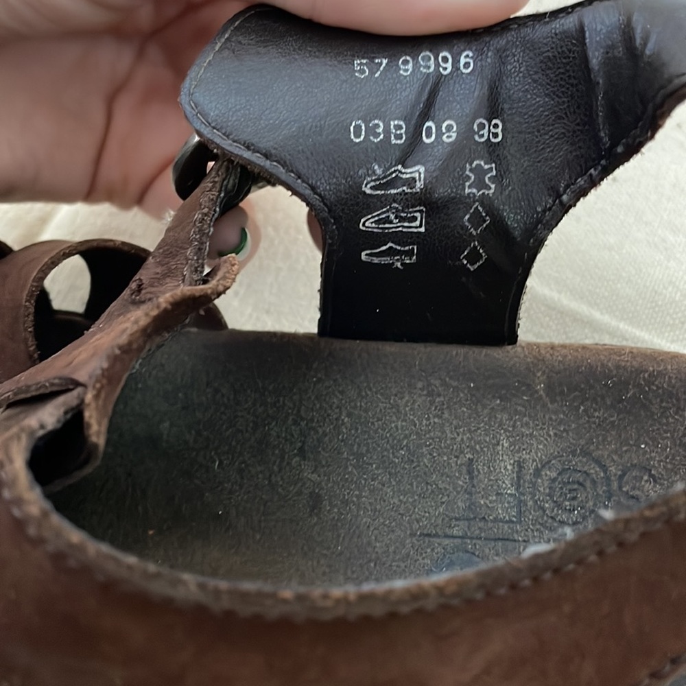 Ecco Soft Brown Closed Toe Leather Sandals - Picture 6 of 10